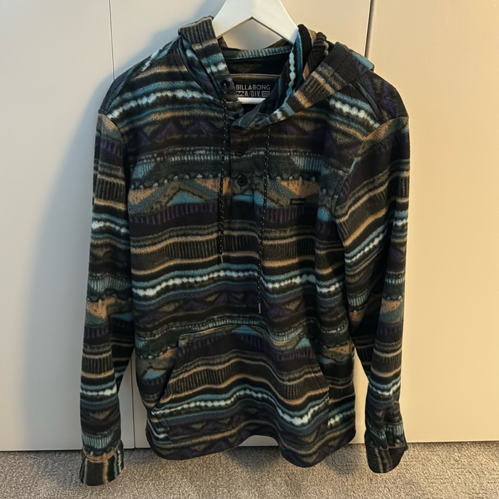 Billabong size small fleece hoodie